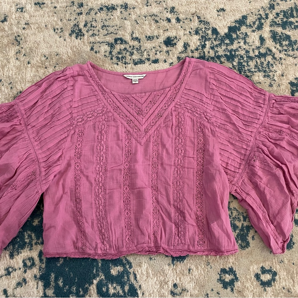 Pink AE cropped blouse